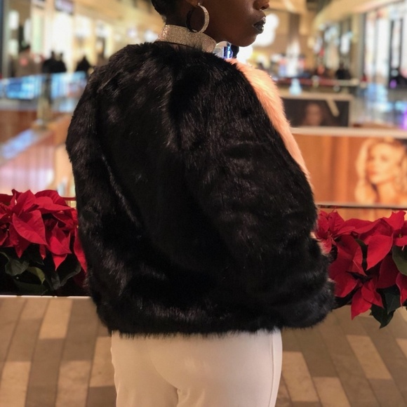 Fur coat - Picture 3 of 5